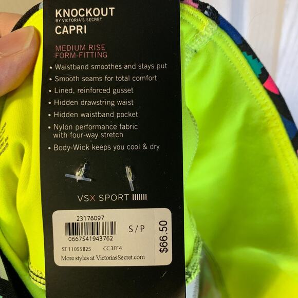 Victoria's Secret VSX Women's Knockout Capri Leggings Size S NEW Colorful Print - Picture 5 of 6